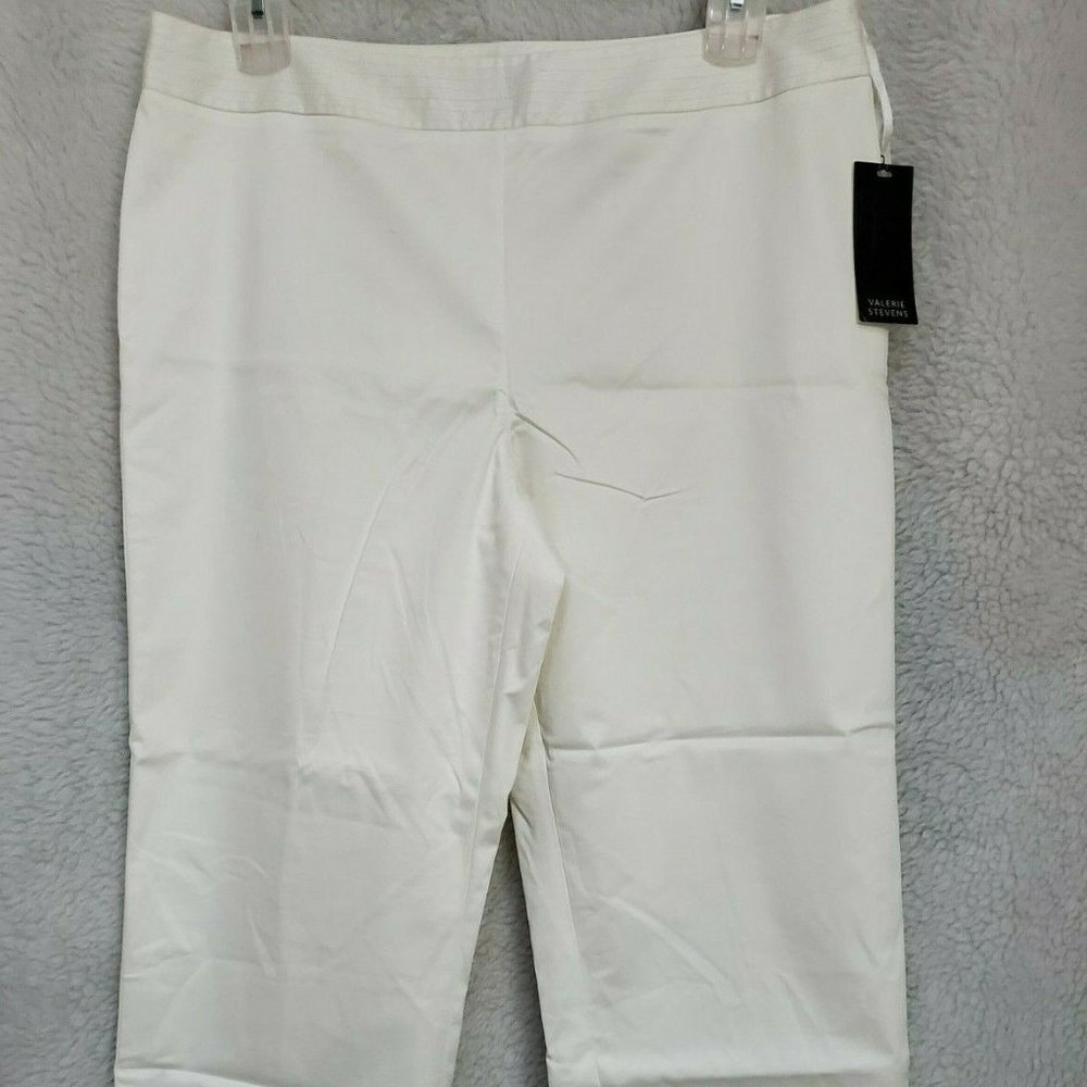 Valerie Stevens NWT White Lined Capri Pants Size 14